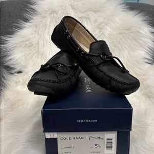Cole Haan Garnet II Black Leather driving Mocs Moccasins 5.5
